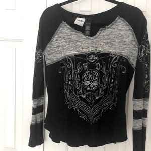 Harley Davidson long sleeved top. Black with white design